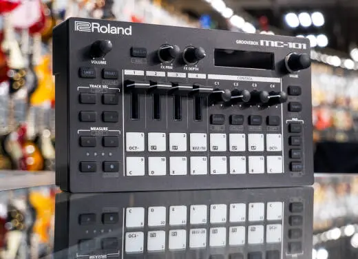 Roland -MC-101 Groovebox